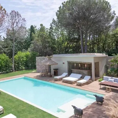 Prestige A C 12p With Pool & Lounge Saint-Tropez