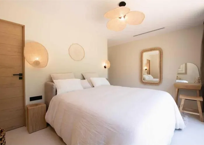 Apartment Prestige A C 12p With Pool & Lounge Saint-Tropez