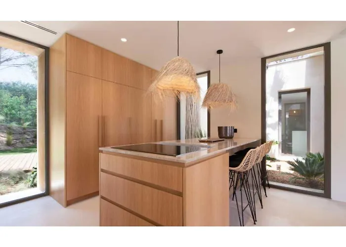 Prestige A C 12p With Pool & Lounge Saint-Tropez