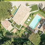 Prestige A C 12p With Pool & Lounge 쎙뜨호뻬