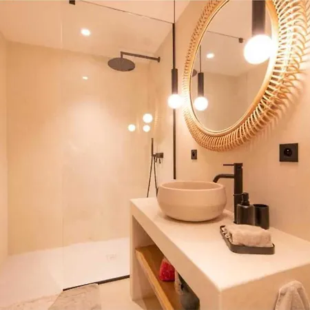 Prestige A C 12p With Pool & Lounge * Saint-Tropez